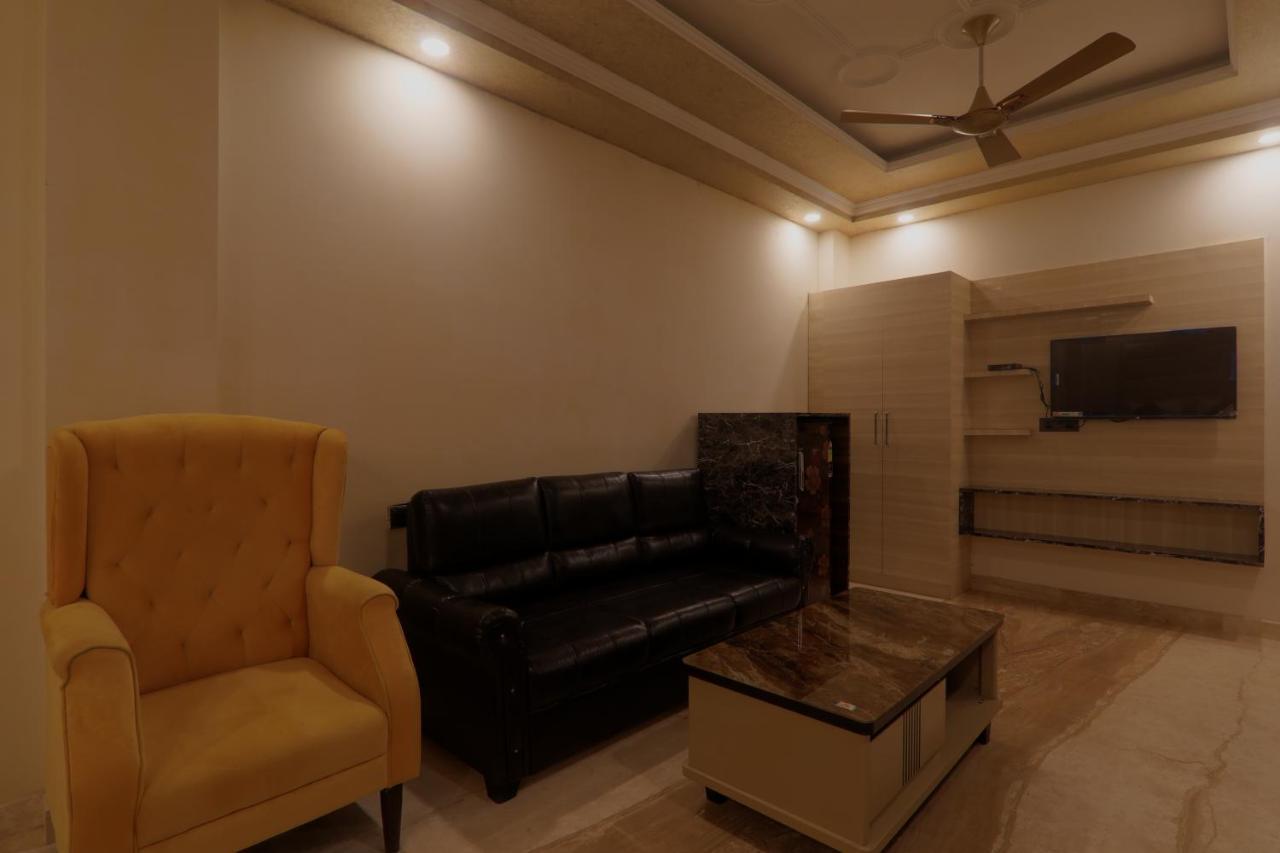 Hotel Shri Tirupati Residency à Lucknow Extérieur photo