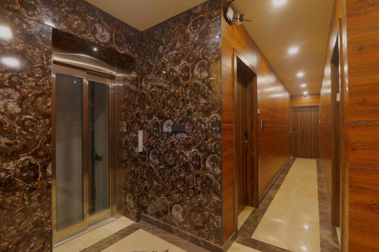 Hotel Shri Tirupati Residency à Lucknow Extérieur photo
