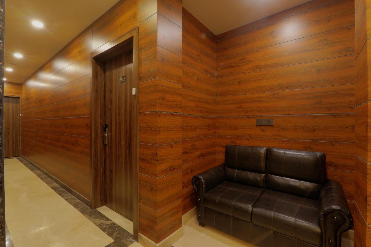 Hotel Shri Tirupati Residency à Lucknow Extérieur photo