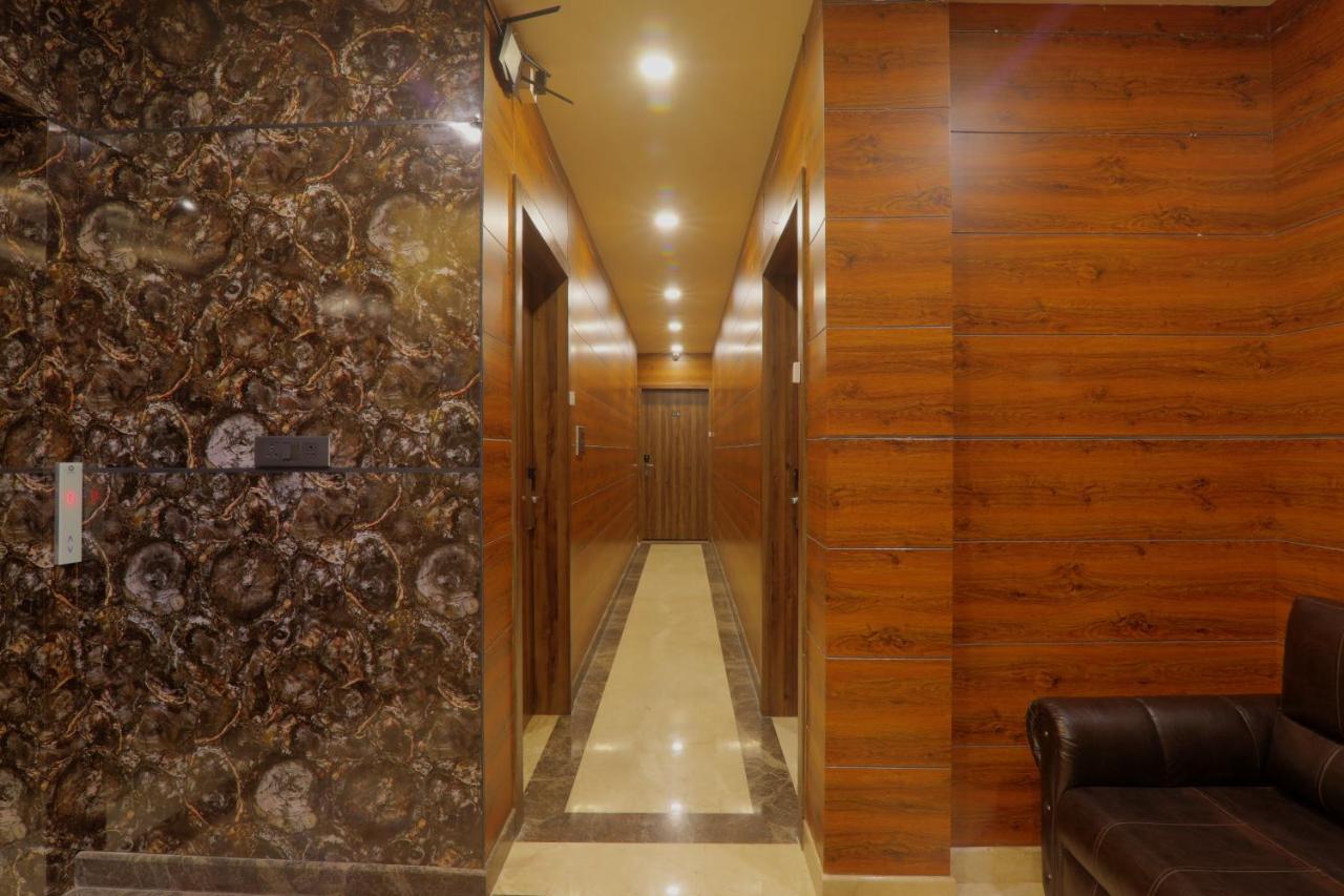Hotel Shri Tirupati Residency à Lucknow Extérieur photo